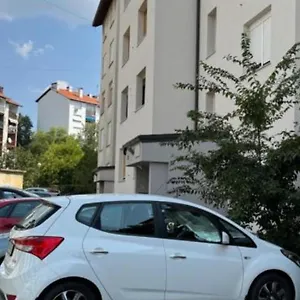 Tomy Apartament