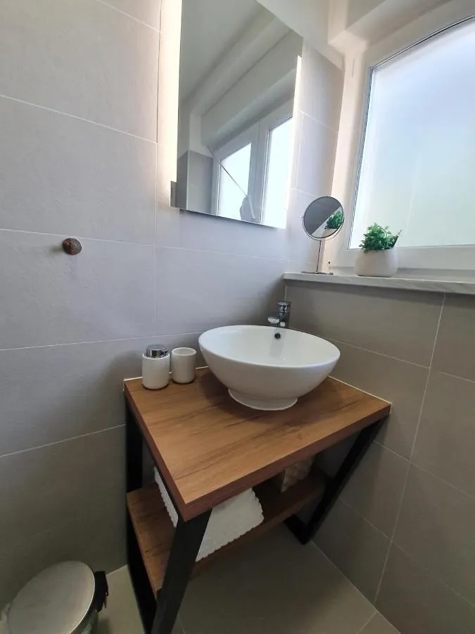 Apartment Apartman Leona 4*, Kantrida Rijeka